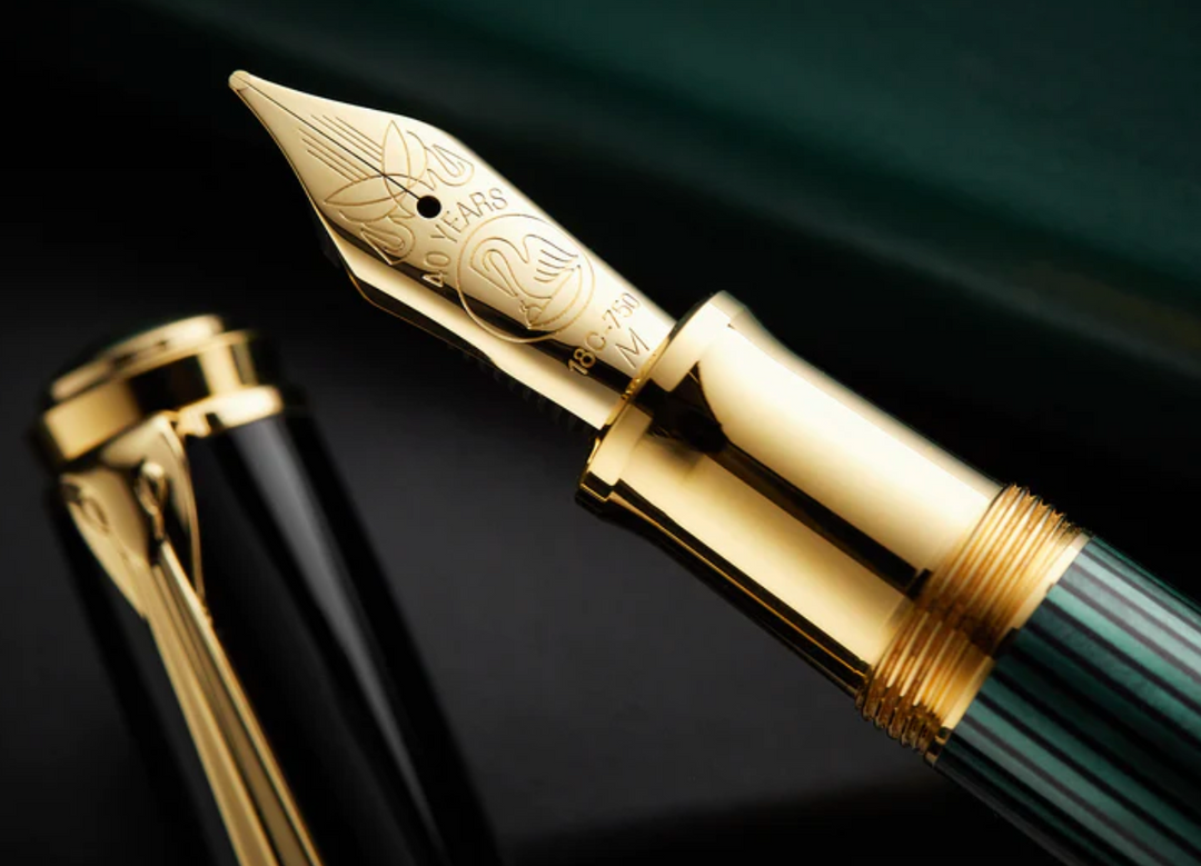 Pelikan Souveran M800 Fountain Pen 40th Anniversary Limited Edition [Pre-Order] — flat lay