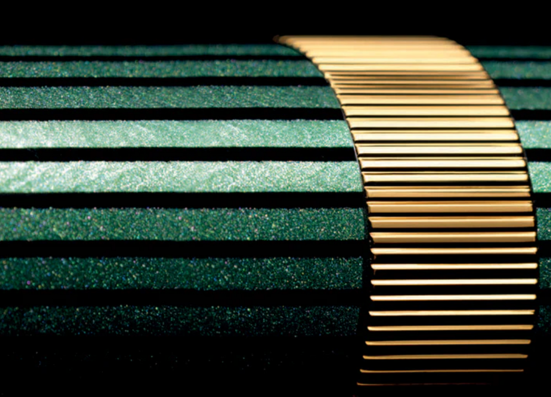 Pelikan Souveran M800 Fountain Pen 40th Anniversary Limited Edition [Pre-Order] — flat lay