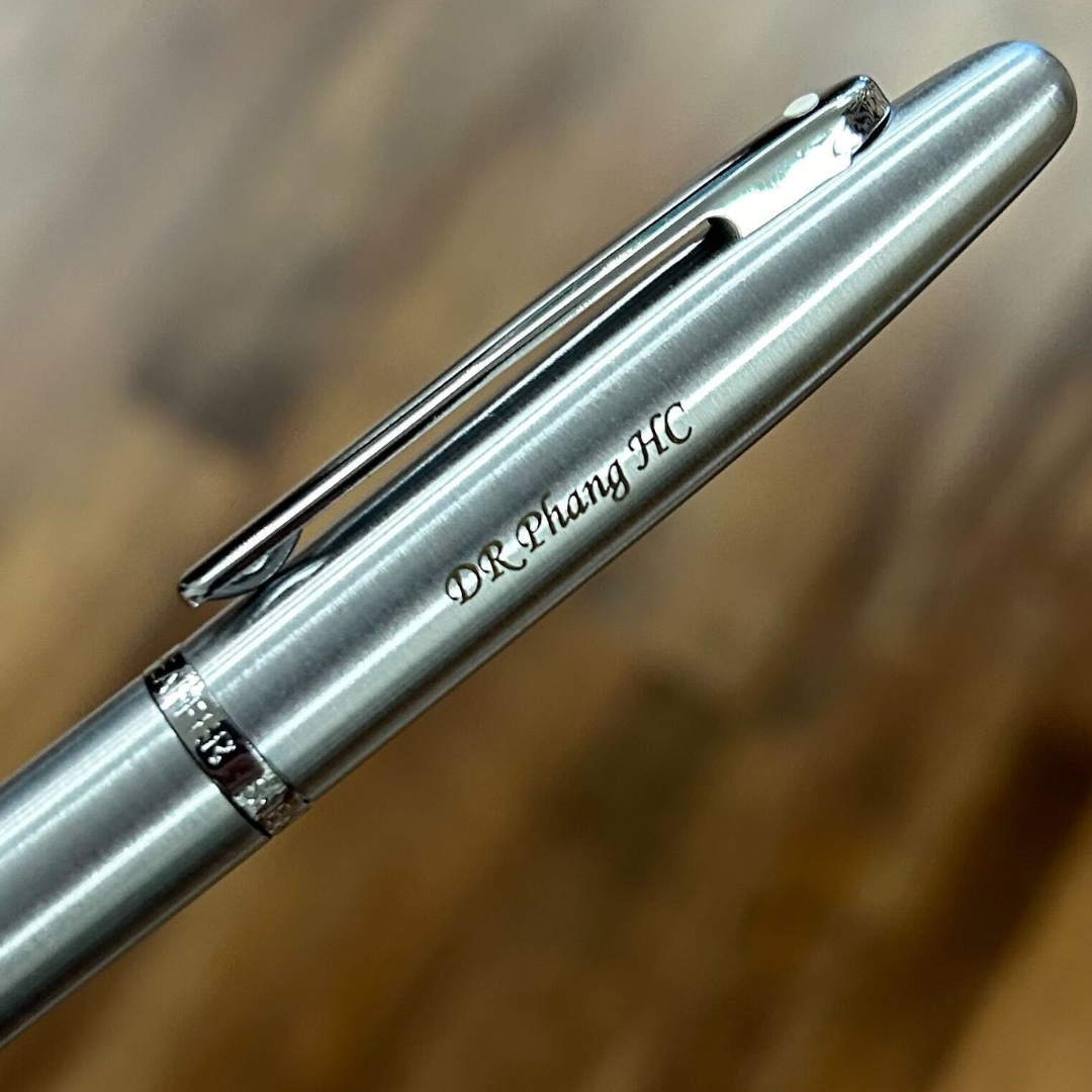 Sheaffer  VFM 9426 Brushed Chrome  With Chrome Trim Rollerball Pen (WW31) — Sheaffer rollerball pen — fluid gel ink writing instrument, at Cityluxe Singapore