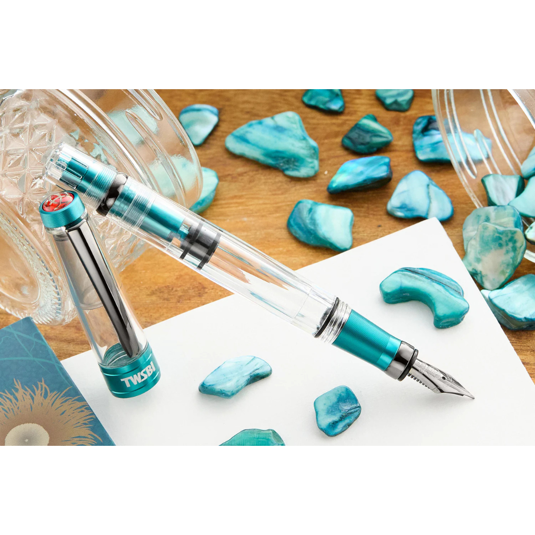 TWSBI Diamond 580 AL R Fountain Pen in Caribbean with Onyx — TWSBI fountain pen — precision nib writing instrument, at Cityluxe Singapore stationery store