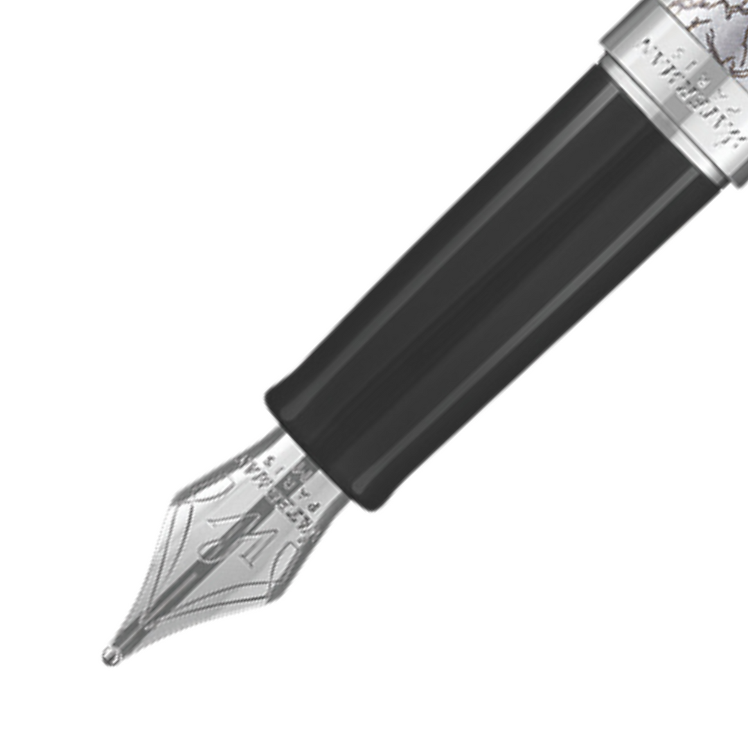 Waterman Hemisphere 18 Deluxe Cracked Fountain Pen - Medium — nib close-up