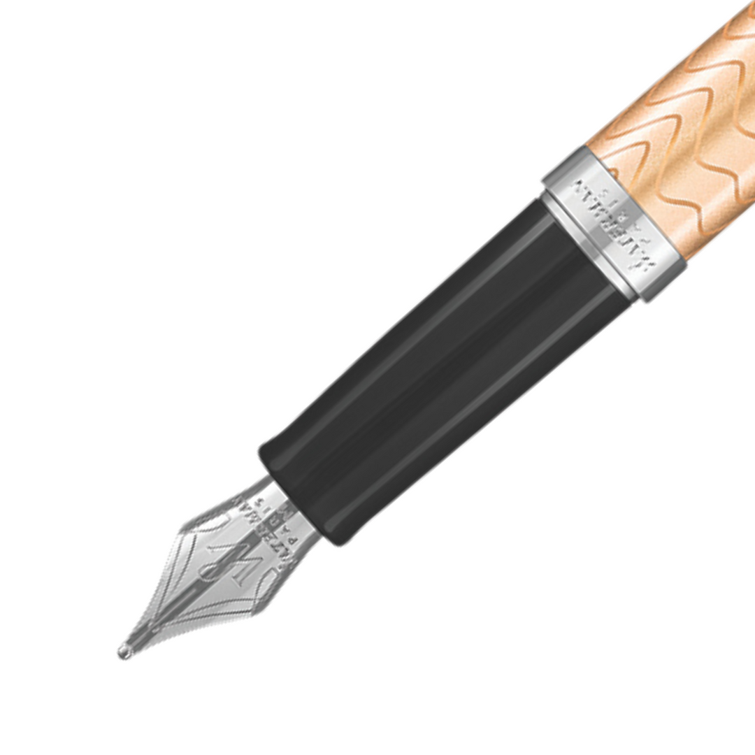 Waterman Hemisphere 18 Deluxe Rose Wave Fountain Pen - Medium — nib close-up