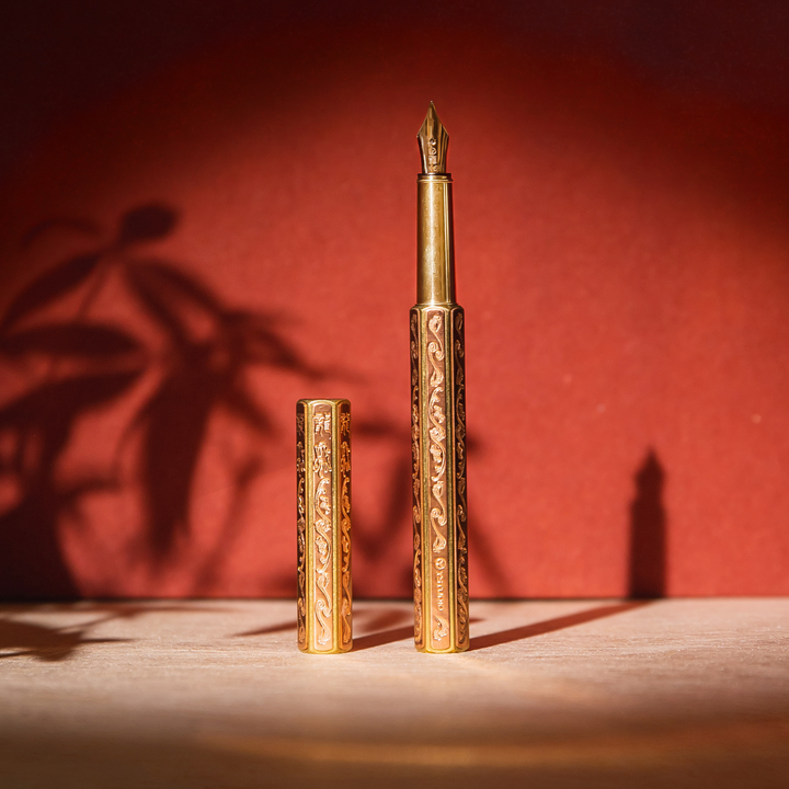 Ystudio Classic Renaissance Kazari Kanagu Fountain Pen - Dragon [Pre-Order] — flat lay