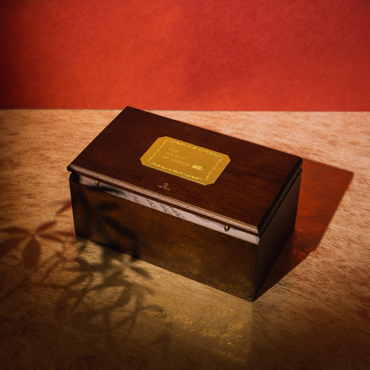Ystudio Classic Renaissance Kazari Kanagu Fountain Pen - Dragon [Pre-Order] — flat lay