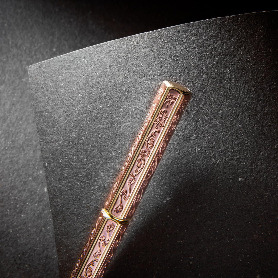 Ystudio Classic Renaissance Kazari Kanagu Fountain Pen - Dragon [Pre-Order] — flat lay