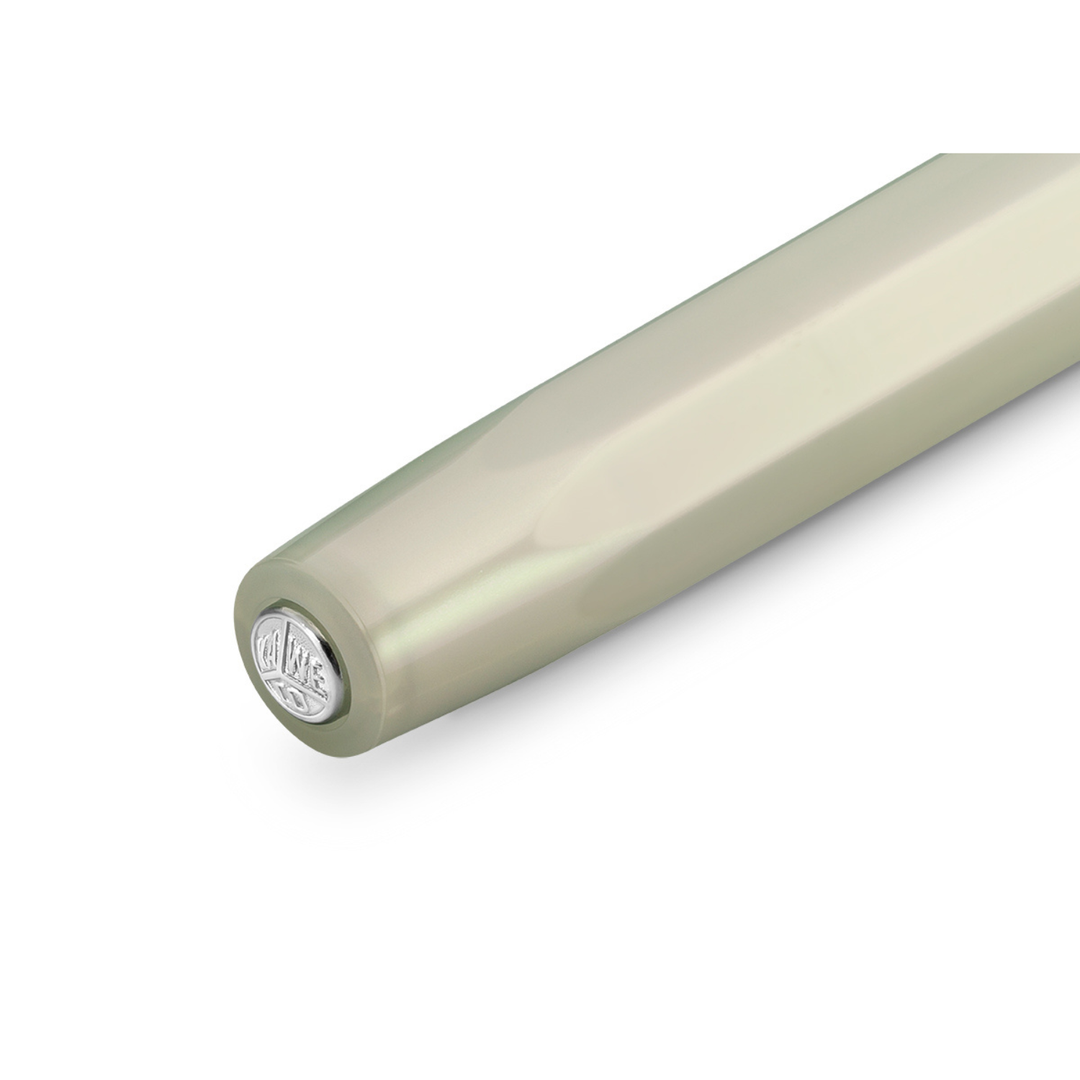 Kaweco Lunar Sport Fountain Pen - Light Green — nib close-up