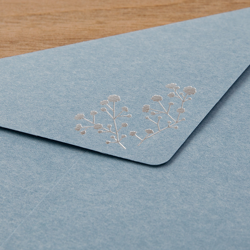 Midori Letter Set 508 Foil-stamped Envelopes Gypsophila / Baby’s Breath — side view