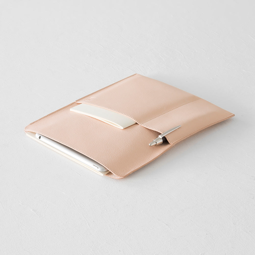 MD Notebook Bag Boxed (A5) - Vertical Goat Leather — pocket detail