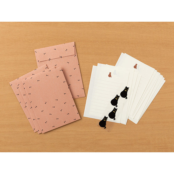 Midori Letter Paper &amp; Envelopes with Stickers 947 Black Cat A — side view