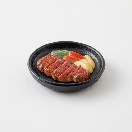 Midori Miniature Magnet - Steak — detail view