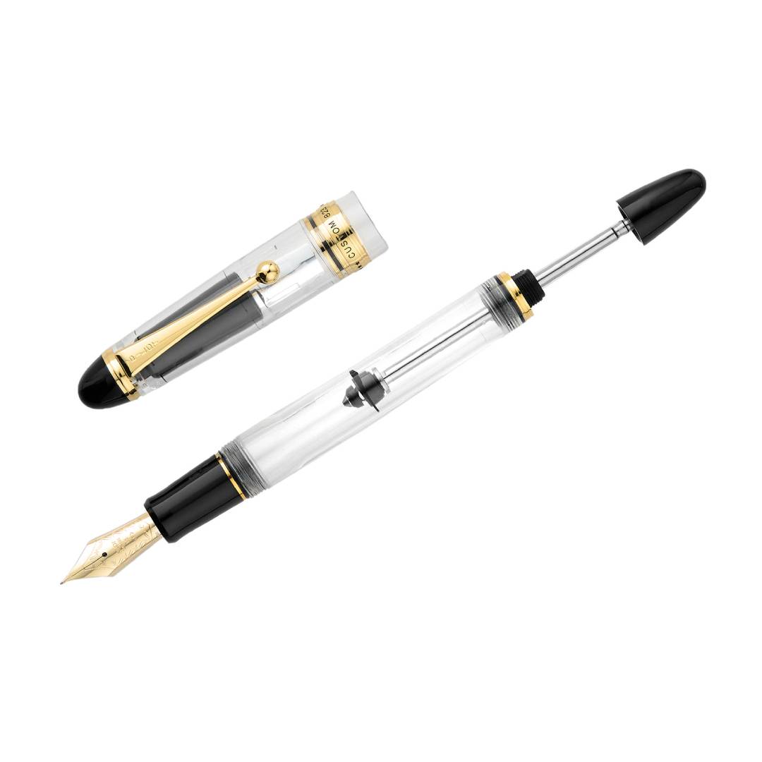 Pilot Fountain Pen "CUSTOM 823" Set - Clear — nib close-up