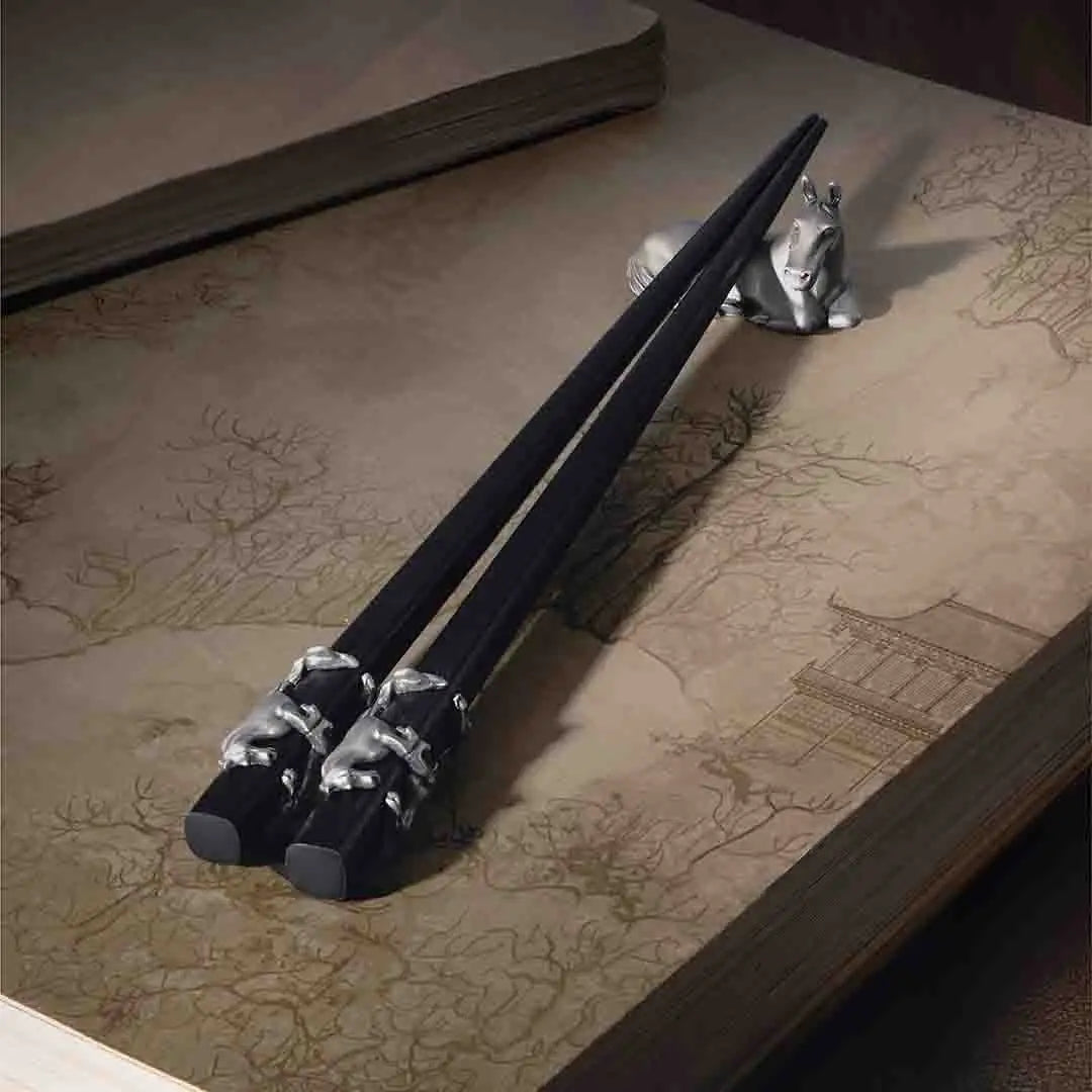 Royal Selangor 2026 Year of the Horse - Chopsticks &amp; Rest Set — close-up