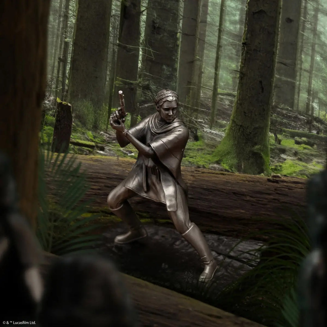 Royal Selangor Starwars Figurine - Leia Organa Endor — flat lay