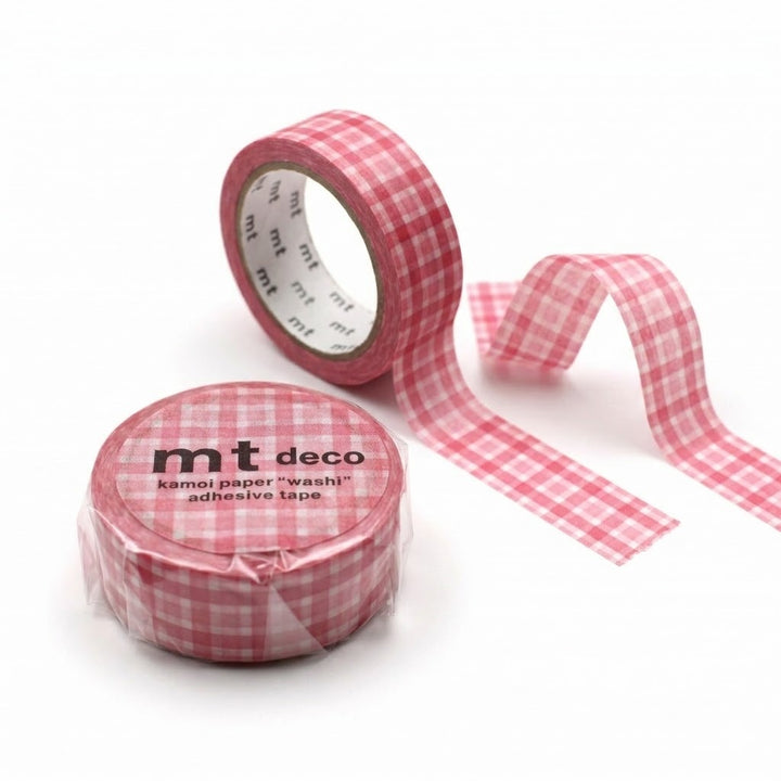 MT 1P Kamoi Washi Tape - Overlapped Wide Gingham Pink — applied on surface