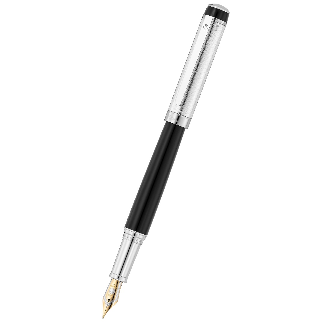 Waldmann Grandeur Series Black — uncapped with cap posted
