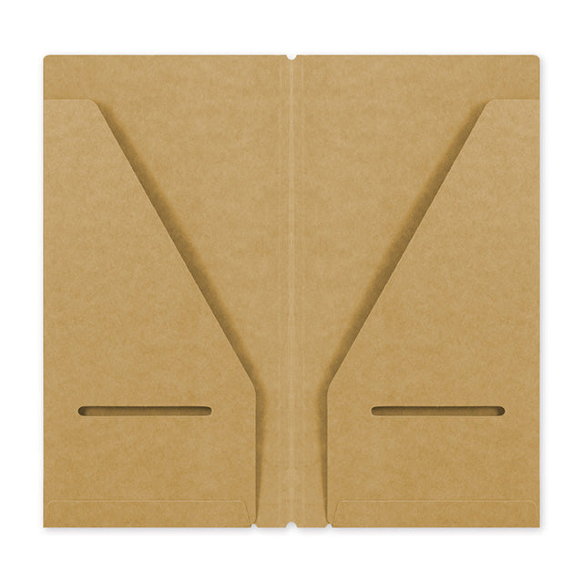 TRAVELER&
