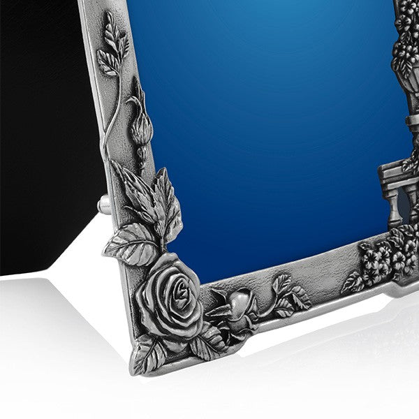 Royal Selangor Rose Garden Photoframe 5R — detail view