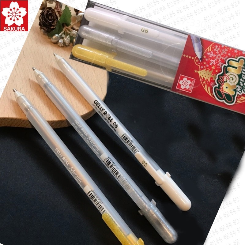 Sakura Gelly Roll Metallic &amp; White 3 Pens Set — detail view