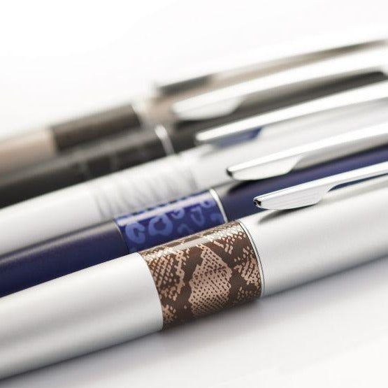 (DC) Pilot Metropolitan Animal MR2 Fountain Pen — nib close-up