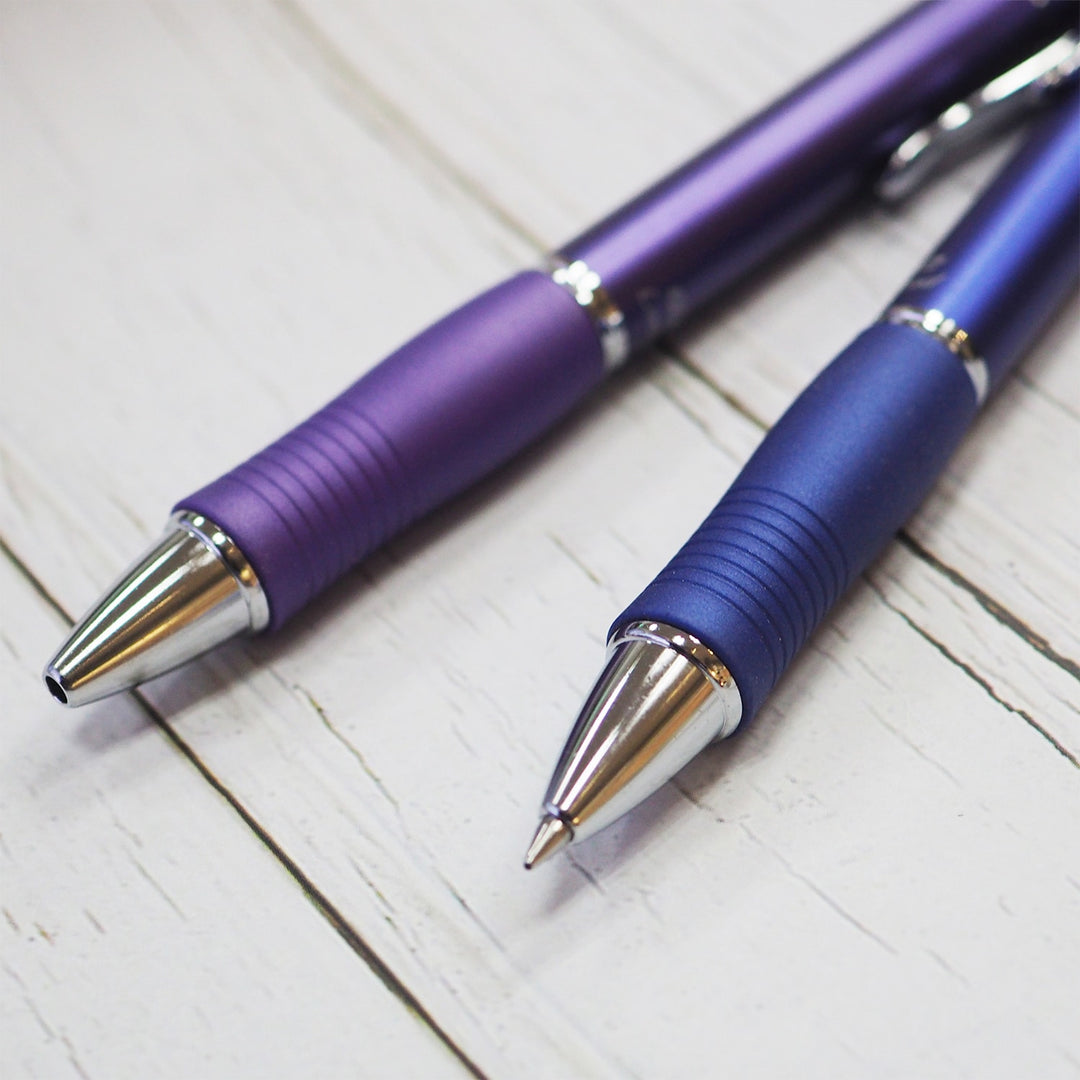 Pilot G2 Limited 0.7mm Gel Pen — angle view