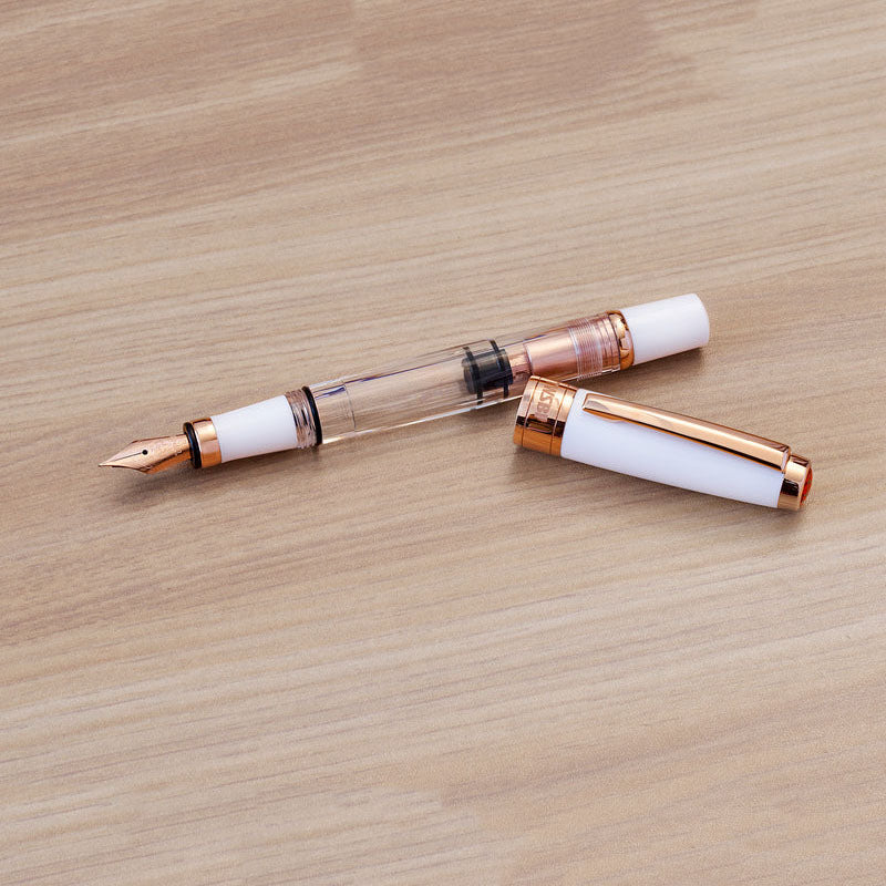 TWSBI Diamond 580 Fountain Pen White RG II — engraving example
