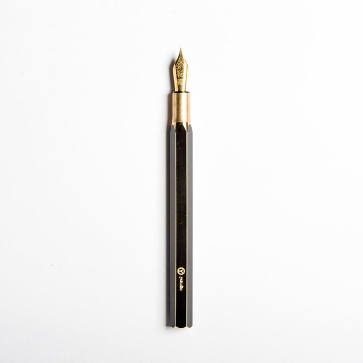(DC) Ystudio Brassing Desk Fountain Pen Fine — nib close-up