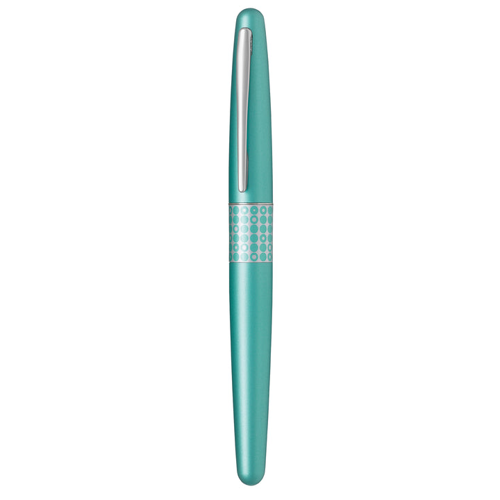 Pilot Metropolitan Retro Pop MR3 Fountain Pen — flat lay