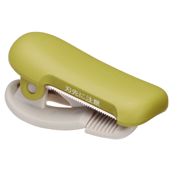 Kokuyo Me Clip-Type Tape Cutter (10-15mm) - Golden Green — roll front