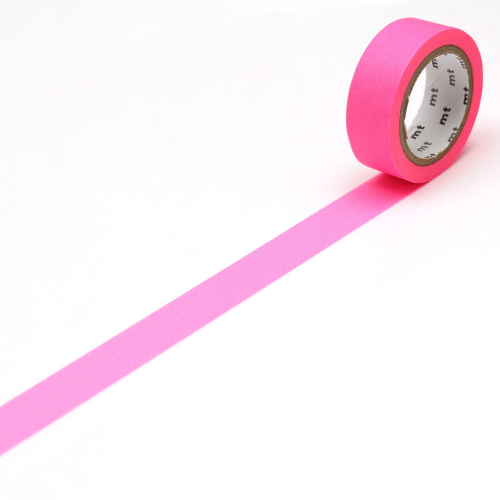 MT Basic Washi Tape - Shocking Pink 7m — pattern detail