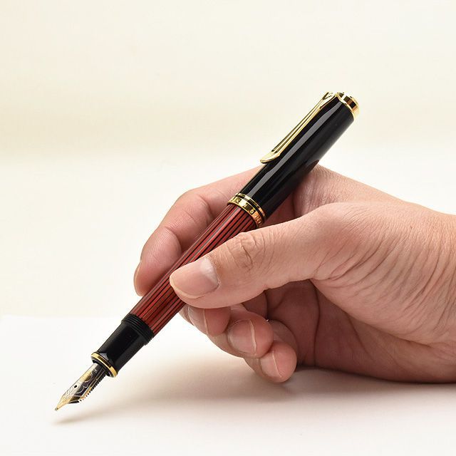Pelikan Souverän® M400 Fountain Pen Black-Red [Pre-Order] — writing at an angle