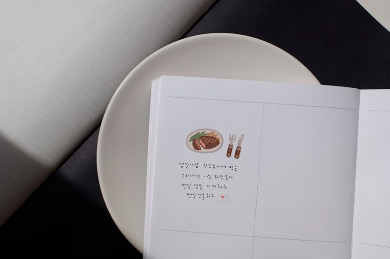 Suatelier Daily Deco Stickers - Sticker Small Happiness — in use