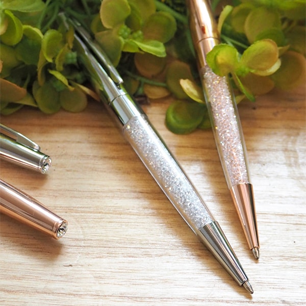 Helen Kelly Sparkle Pen Silver — flat lay