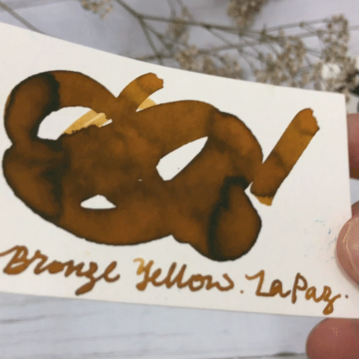 Vinta Inks 30ml Ink Bottle Bronze Yellow (La Paz 1985) — colour swatch on paper