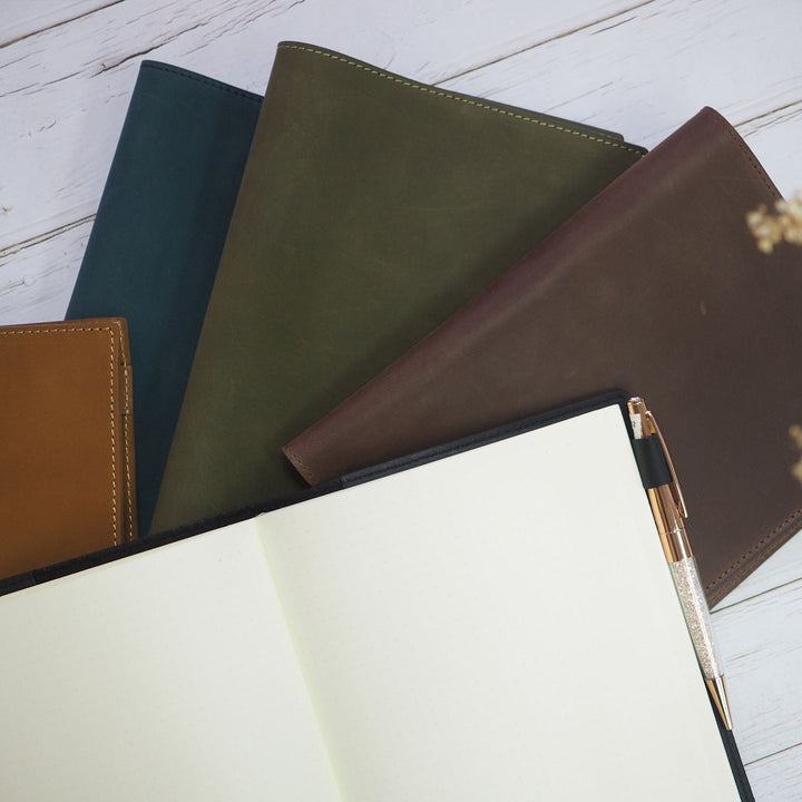 Luxo Notebook Leather Cover A5 — pocket detail