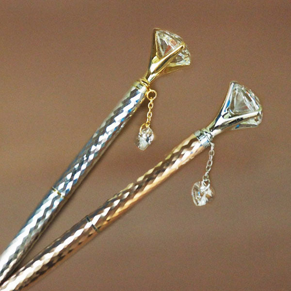 Helen Kelly Diamond Charm Pen Silver — barrel detail