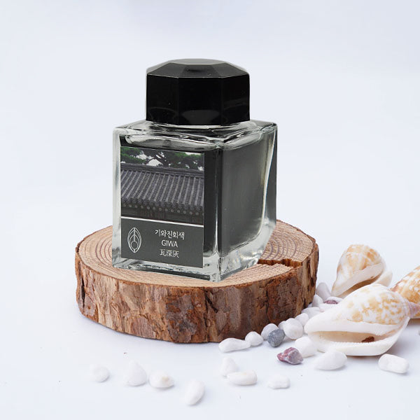 3 Oysters I.COLOR.U 38ml Ink Bottle Giwa — bottle front