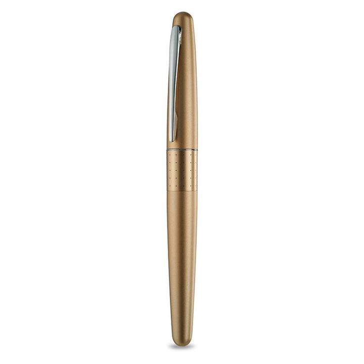 (DC) Pilot Metropolitan Classic MR1 Fountain Pen — flat lay