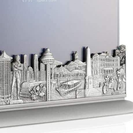 Royal Selangor Singapore Scenes Photoframe 4R — in use