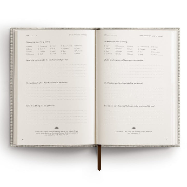 Chai Sunrise 3 Questions a Day Journal - Brown — pocket detail