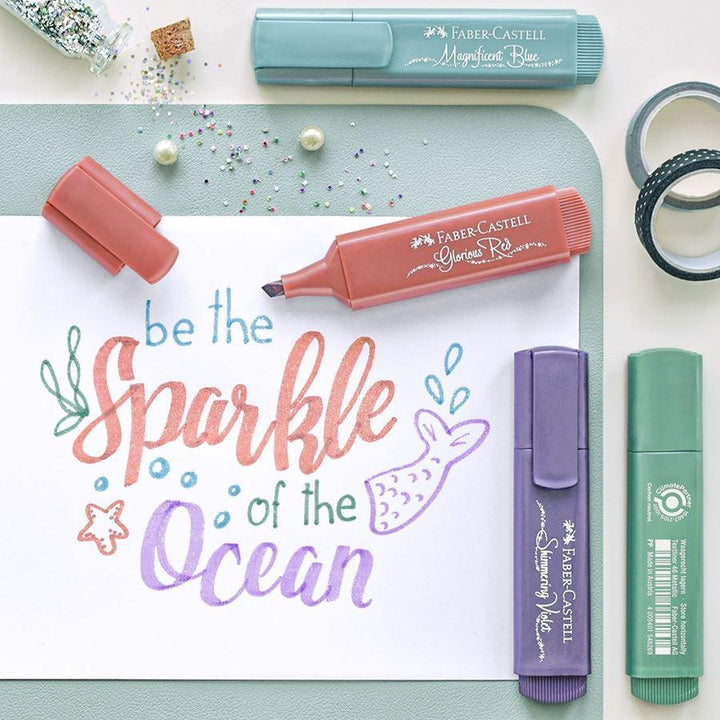 Faber-Castell Highlighter TL 46 Metallic Magnificent Blue — close-up