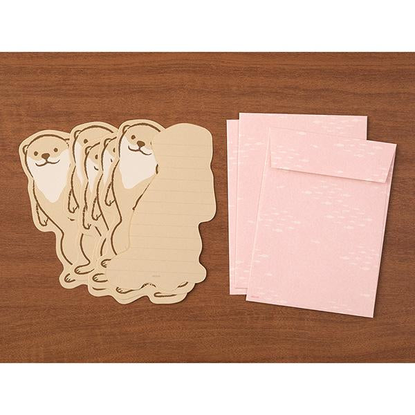 Midori Letter Set Die-Cut Animal - Otter Pattern — detail view