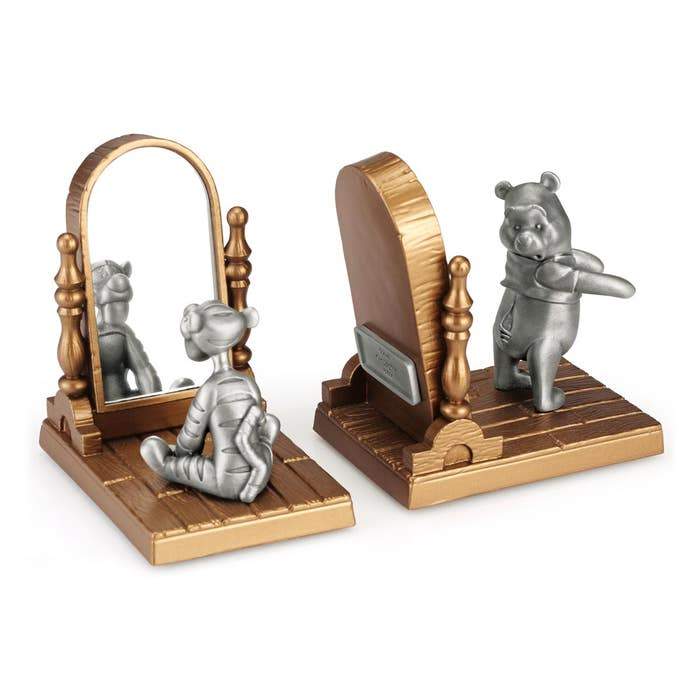 Royal Selangor Winnie The Pooh Bookend Pair - Pooh &amp; Tigger — side view