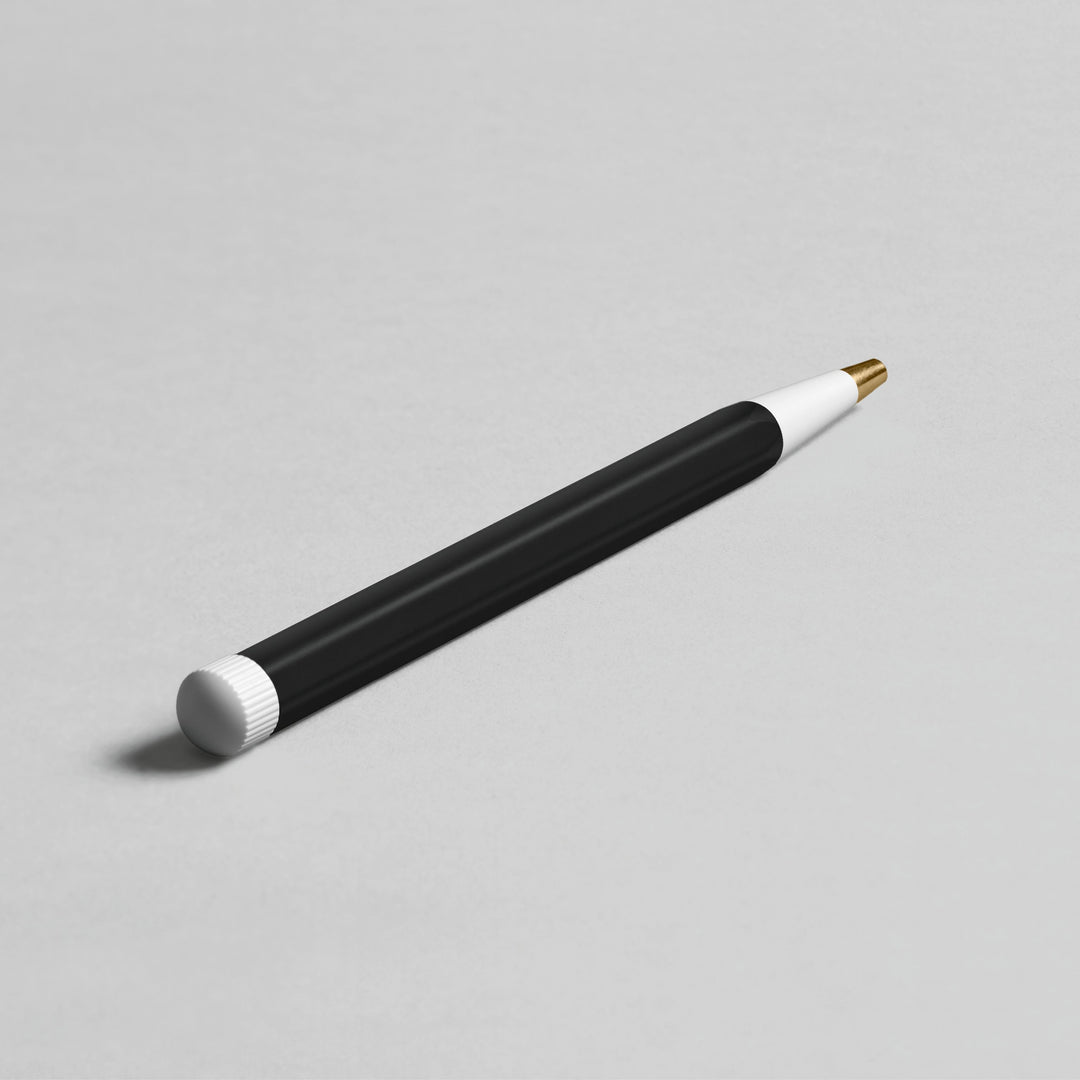 Leuchtturm1917 Drehgriffel Nr. 1 Gel Pen - Black — angle view