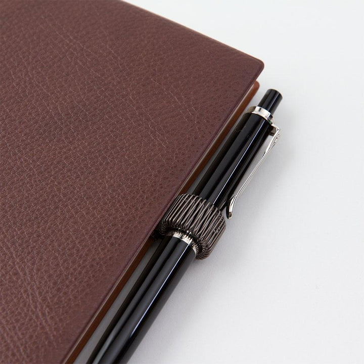 Midori Mini Clip Pen Holder — detail view