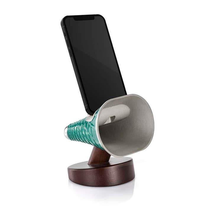 Royal Selangor Phonos Flare Amplifier — flat lay