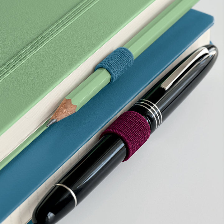 Leuchtturm1917 Pen Loop XL - Black — with packaging