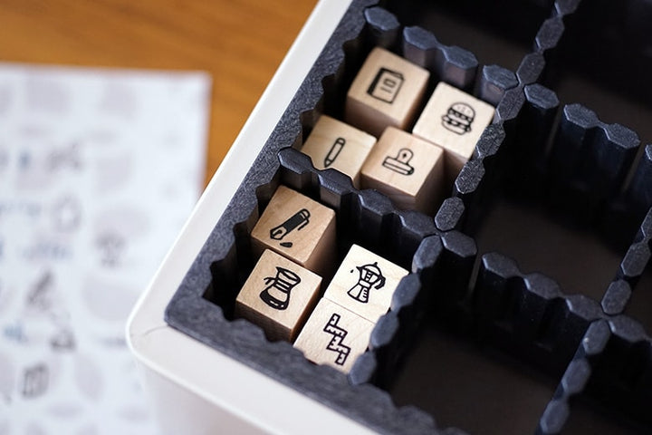 Plain Stationery Minimo Stamp Set - Ruler and knife — detail view