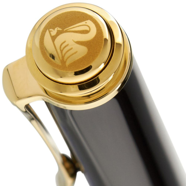 Pelikan Souverän® M400 Fountain Pen Black-Green [Pre-Order] — engraving example