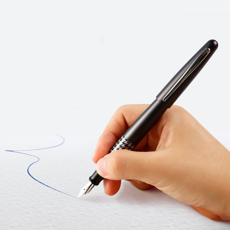 Pilot Metropolitan Retro Pop MR3 Fountain Pen — writing at an angle