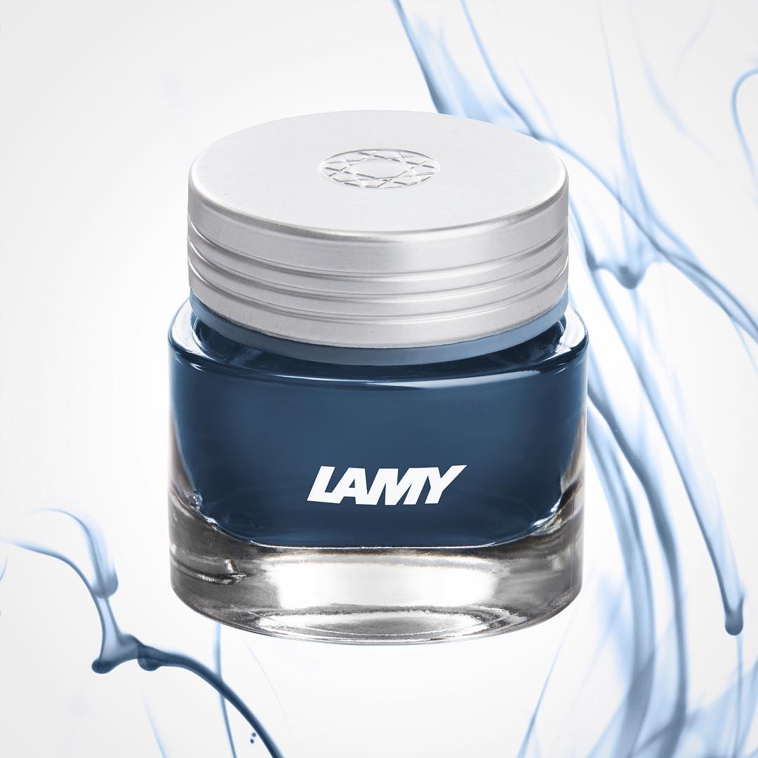 Lamy T53 30ml Crystal Ink Bottle — size reference